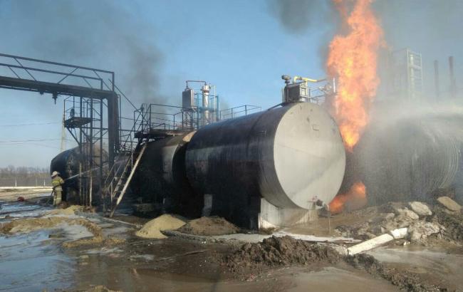 У Харківській області на території&nbsp;підприємства горять ємності з мазутом