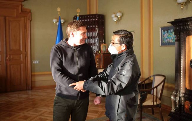 Посол Китая в Украине встретился с руководством Львовской области, заверив в добрых намерениях