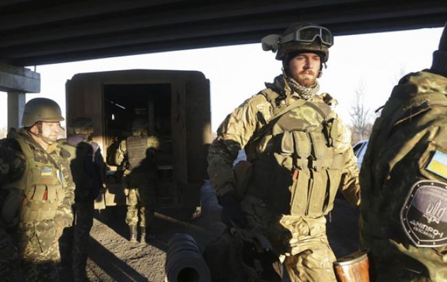 В зоне АТО за сутки погибли 2 украинских военных, 4 ранены, - СНБО