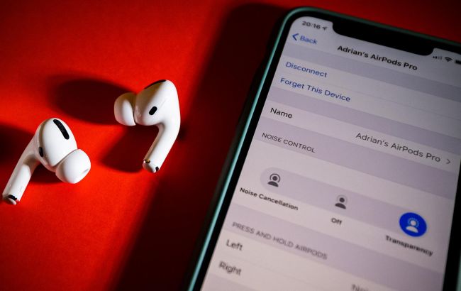 В США наушники Apple AirPods помогли найти угнанный автомобиль