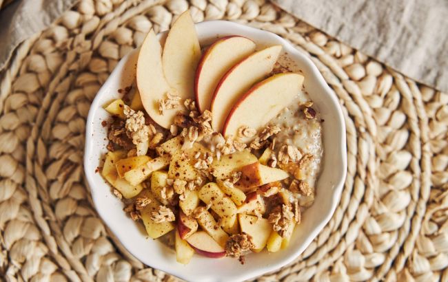 Вівсянка по-новому від Джеймі Олівера: незвичний рецепт з корицею