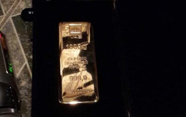 СБУ во время обысков у пророссийской активистки обнаружила слиток золота