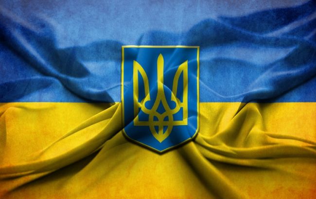 Опрос: 20% россиян выступают за запрет герба Украины