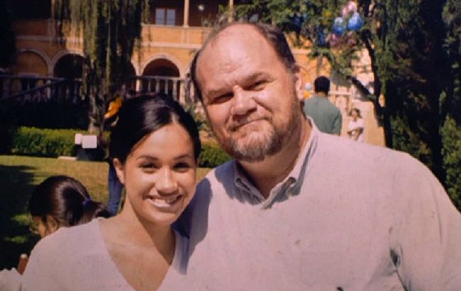 Отец Меган Маркл обещает шантажировать дочь до тех пор, пока она не сделает первый шаг