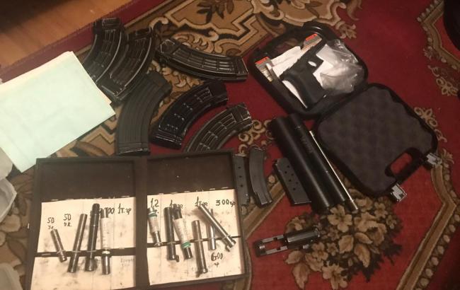 СБУ блокировала в Киеве сбыт огнестрельного оружия