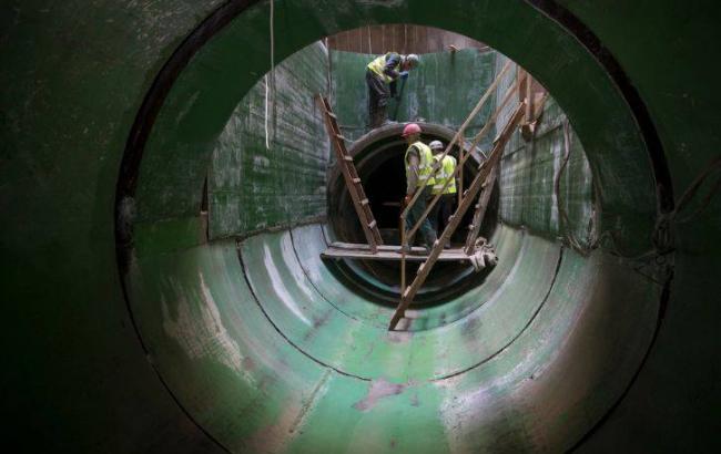 В "Киевводоканале" объяснили причину неприятного запаха в Подольском районе