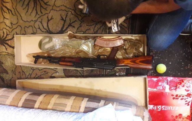 У Києві поліція викрила банду озброєних наркоторговців