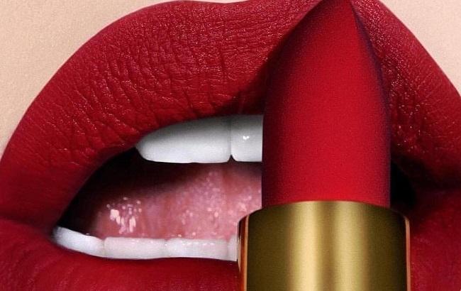 Новогодние губы-обмре: три пошаговых урока