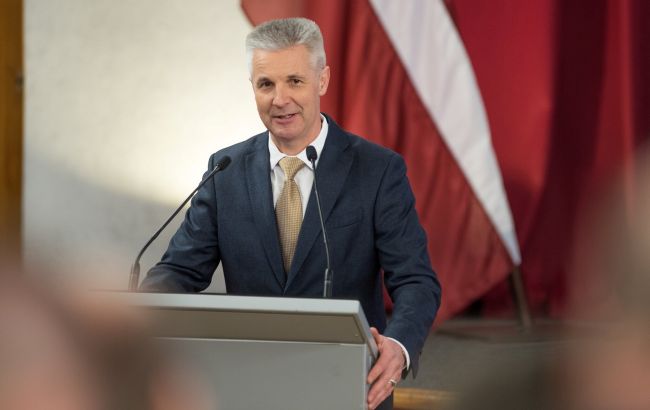 Латвия отправит Украине оружие и военную технику