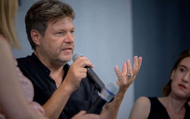 Страны НАТО не желают спровоцировать Россию из-за поставок танков в Украину, - вице-канцлер Германии