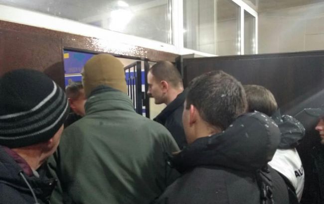 В С14 заявили о задержании активистов в Институте сердца