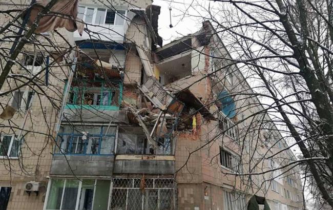 Через вибух у Фастові чоловік випав з 5 поверху