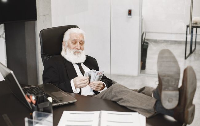 Финансово успешные люди избегают этих привычек: 10 вещей, которые вгонят вас в долги