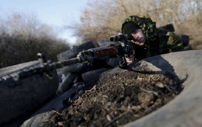 Боевики продолжили обстрелы на Донбассе после отбытия миссии ОБСЕ
