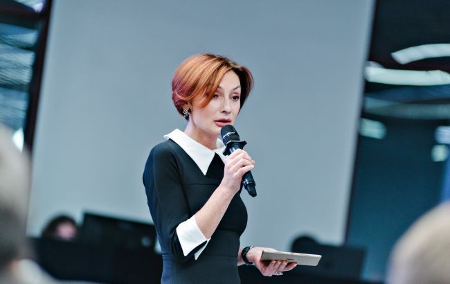 Суд рассмотрит отстранение Рожковой с должности замглавы НБУ