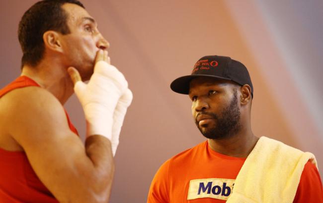 Владимир Кличко нокаутирует Фьюри, - Джонатан Бенкс