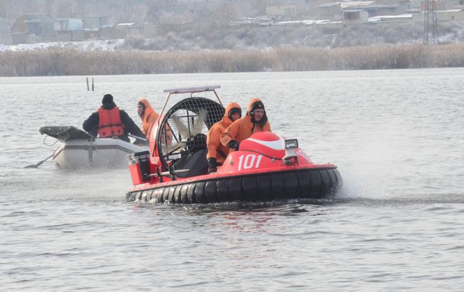 Водохреще в Україні: на водоймах чергуватимуть майже 2 тисячі рятувальників