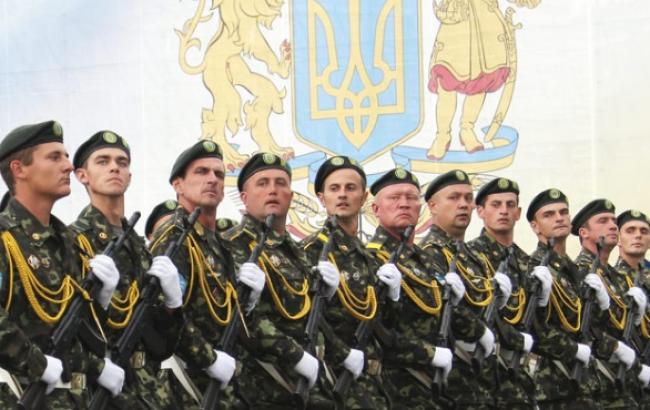 Минобороны планирует призвать в армию в 2015 г. 40 тыс. человек и нанять 10,5 тыс. контрактников