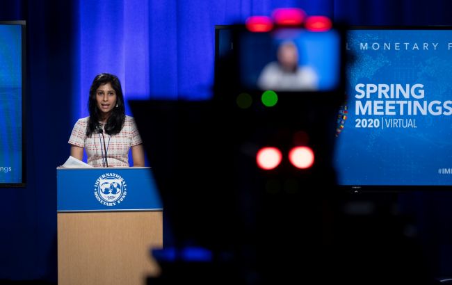 МВФ ухудшил прогноз падения мировой экономики