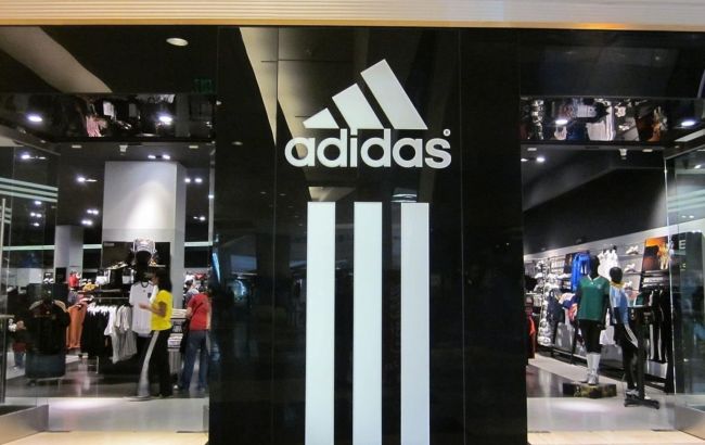 Закрытие магазинов Adidas в России обойдется компании в 250 млн евро