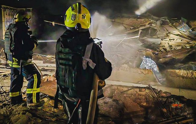 Пожежа в медзакладі та багато постраждалих: у Харкові уточнили наслідки масованої атаки