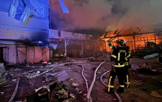 Який вигляд має Біла Церква після дронової атаки РФ: фото від ДСНС