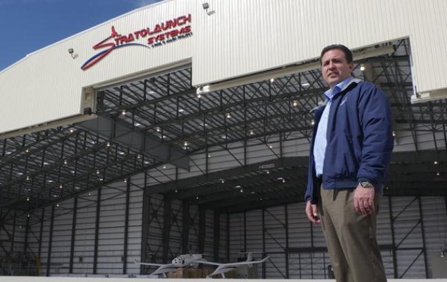 В США создан самый большой в мире самолет для запуска космических ракет