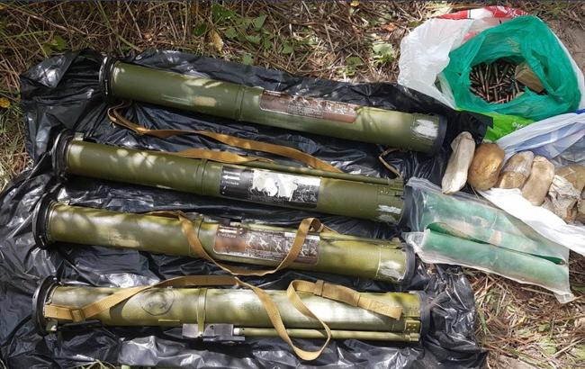 В Киеве СБУ изъяла арсенал оружия и боеприпасов