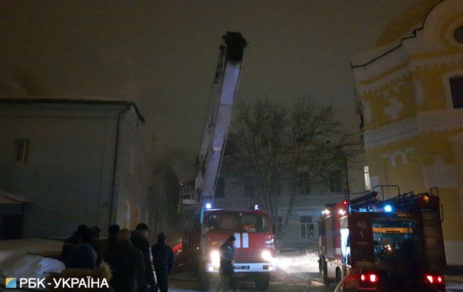 Площадь пожара в здании Киево-Печерской лавры составляет 200 кв. м
