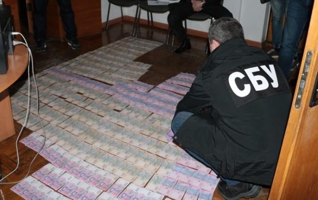 В Харьковской области СБУ разоблачила на взятке подполковника полиции
