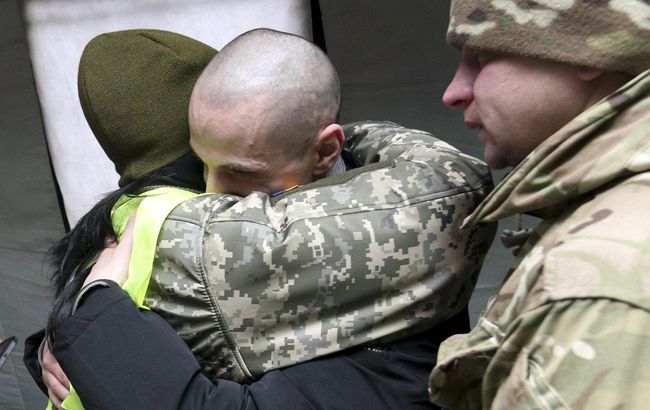 Про освобожденных из плена забыли: украинцы живут без паспортов и денег