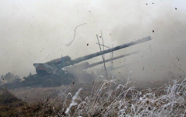 На Бахмутском направлении в районе 29 и 31 блокпостов продолжаются ожесточенные бои, - МВД