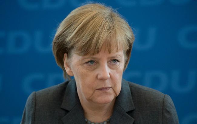 Меркель не уверена в результативности переговоров с Путиным