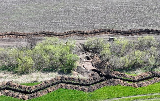 ДТЕК допоміг ЗСУ звести майже 30 км захисних укріплень у Донецькій області