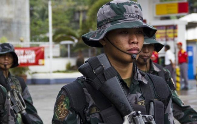 Взрыв у католического храма на Филиппинах, ранены 16 человек