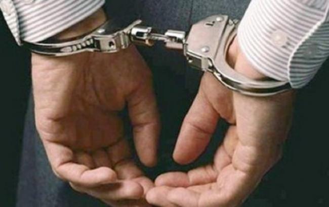 Суд взял под стражу юношу, который напал с ножом на ребенка