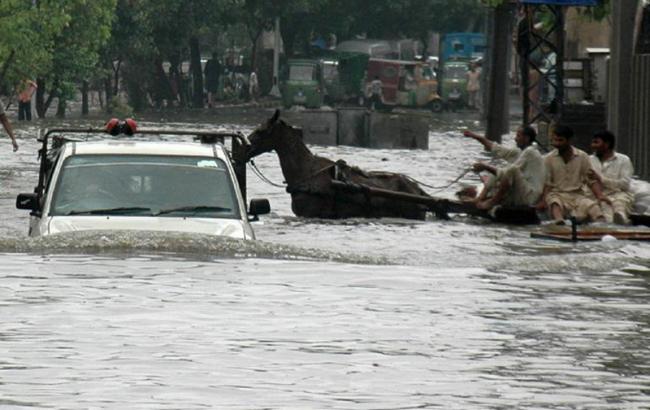 Из-за мощных ливней в Пакистане за последние дни погибли более 40 человек