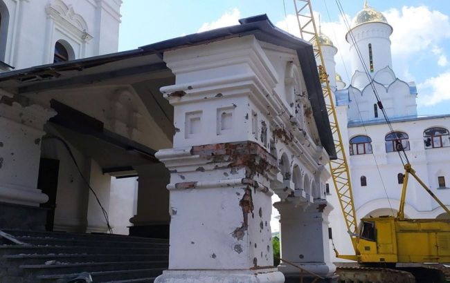 Украина эвакуировала часть людей из Святогорской Лавры