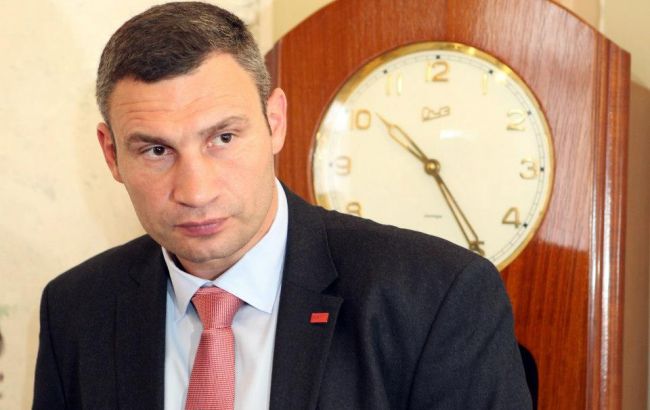 Проспект Бажана в Киеве заблокировали из-за демонтажа МАФов, - Кличко