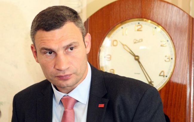 На месте скандальной застройки на киевских Осокорках началось обустройство сквера