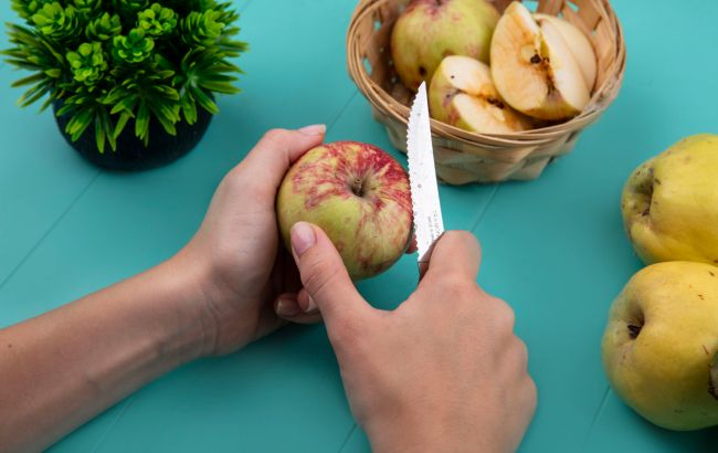 Ніколи не викидайте яблучні шкірки: ось чим вони корисні для здоров'я