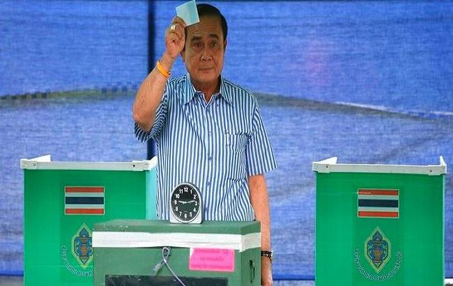 В Таиланде проводят референдум по новой конституции