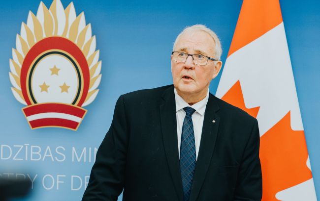 Канада не намерена размещать боевые войска в Украине, - глава Минобороны