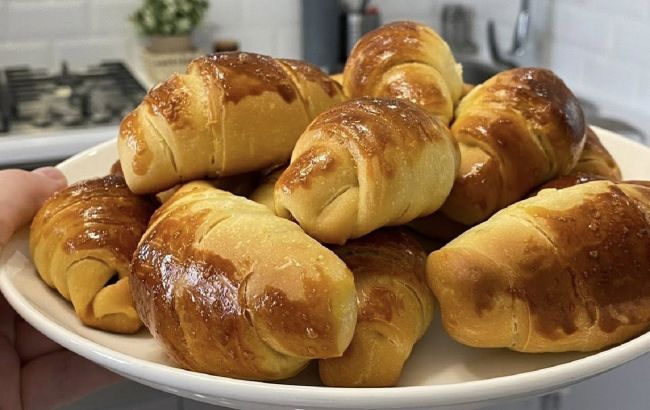 Очень вкусные и нежные рогалики на кефире: получаются у всех