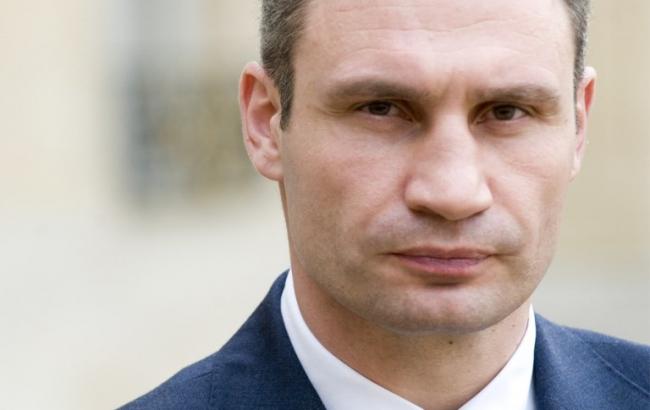 На в'їздах у Київ перевіряють наявність продуктів горіння у повітрі, - Кличко