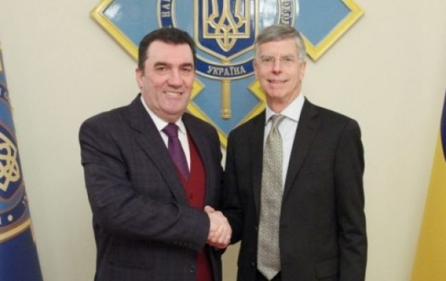Данілов і Тейлор обговорили питання двосторонньої співпраці між Україною та США