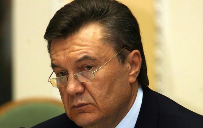 В.Янукович поздравил украинцев с Днем Святого Николая