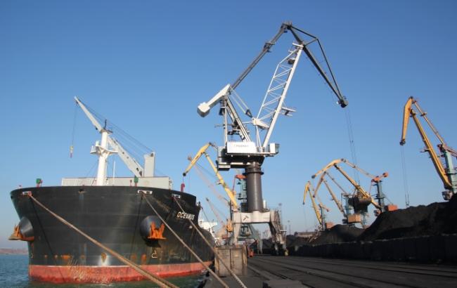 В Украину прибыли последние в этом году суда с энергетическим углем