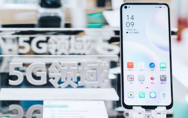 Супутниковий інтернет від Amazon і смартфон для літніх. Головне зі світу технологій