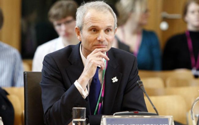 Великобритания призвала РФ прекратить поставки оружия боевикам на Донбассе